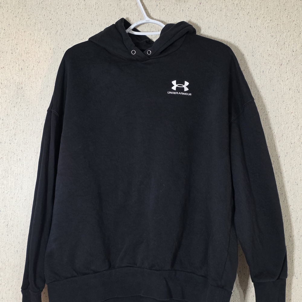 Under Armour Men's Black Hoodie